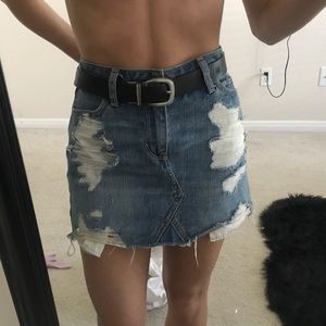 Hollister High Rise Skirt🤍